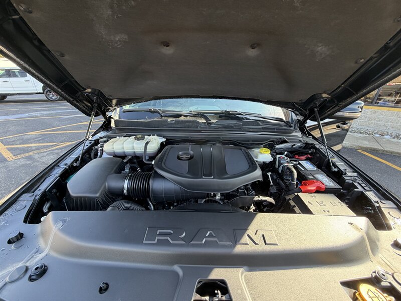 2025 RAM 1500 Laramie - Photo 20 - Elkhart, IN 46514