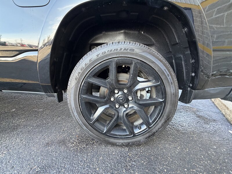 2025 RAM 1500 Laramie - Photo 23 - Elkhart, IN 46514