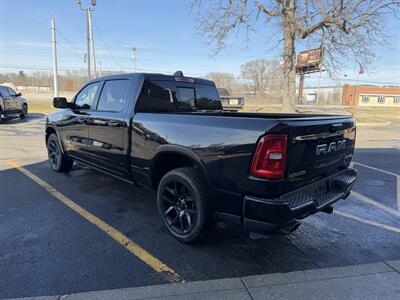 2025 RAM 1500 Laramie - Photo 5 - Elkhart, IN 46514