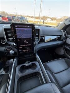 2025 RAM 1500 Laramie - Photo 16 - Elkhart, IN 46514