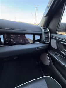 2025 RAM 1500 Laramie - Photo 18 - Elkhart, IN 46514