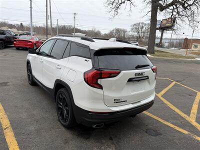 2019 GMC Terrain SLT   - Photo 5 - Elkhart, IN 46514