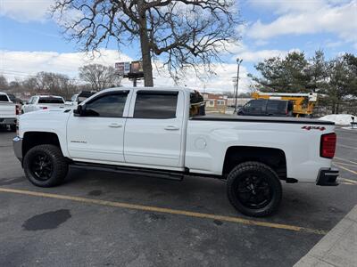 2018 Chevrolet Silverado 2500HD LT - Photo 3 - Elkhart, IN 46514
