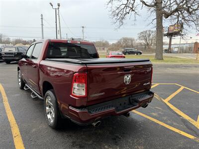 2020 RAM 1500 Big Horn   - Photo 5 - Elkhart, IN 46514