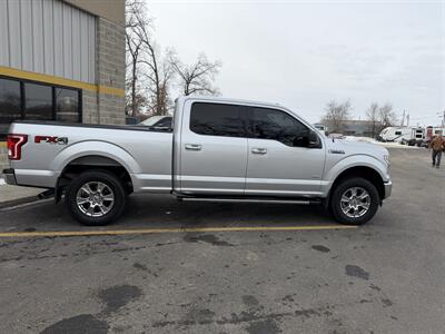 2017 Ford F-150 XLT   - Photo 9 - Elkhart, IN 46514