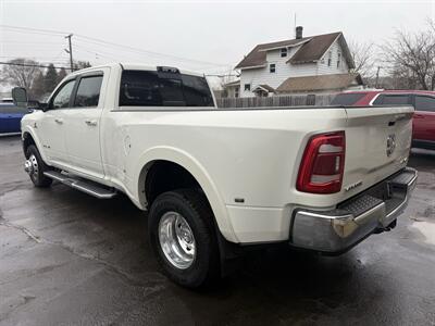 2020 RAM 3500 Laramie - Photo 6 - Elkhart, IN 46514