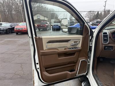 2020 RAM 3500 Laramie - Photo 13 - Elkhart, IN 46514