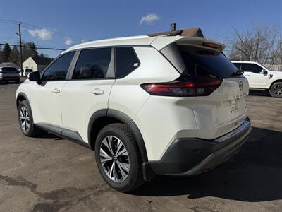 2023 Nissan Rogue SV   - Photo 5 - Elkhart, IN 46514