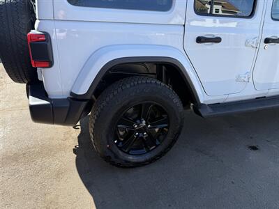 2021 Jeep Wrangler Unlimited Sahara   - Photo 7 - Elkhart, IN 46514