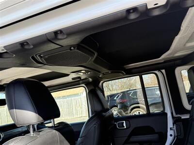 2021 Jeep Wrangler Unlimited Sahara   - Photo 17 - Elkhart, IN 46514