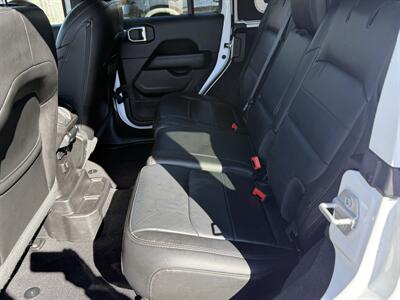 2021 Jeep Wrangler Unlimited Sahara   - Photo 14 - Elkhart, IN 46514