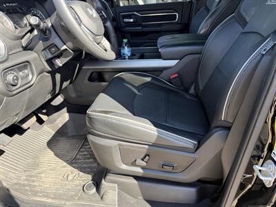 2024 RAM 3500 Laramie   - Photo 15 - Elkhart, IN 46514