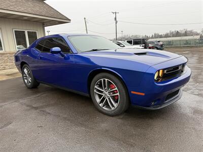 2019 Dodge Challenger SXT   - Photo 10 - Elkhart, IN 46514