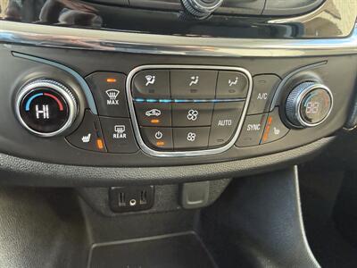 2019 Chevrolet Traverse LT Cloth   - Photo 22 - Elkhart, IN 46514