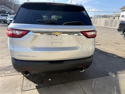 2019 Chevrolet Traverse LT Cloth   - Photo 6 - Elkhart, IN 46514
