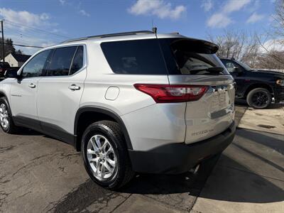 2019 Chevrolet Traverse LT Cloth   - Photo 3 - Elkhart, IN 46514