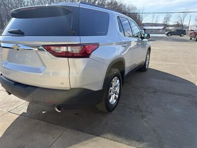 2019 Chevrolet Traverse LT Cloth   - Photo 7 - Elkhart, IN 46514