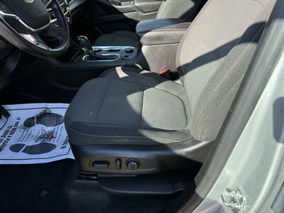 2019 Chevrolet Traverse LT Cloth   - Photo 15 - Elkhart, IN 46514
