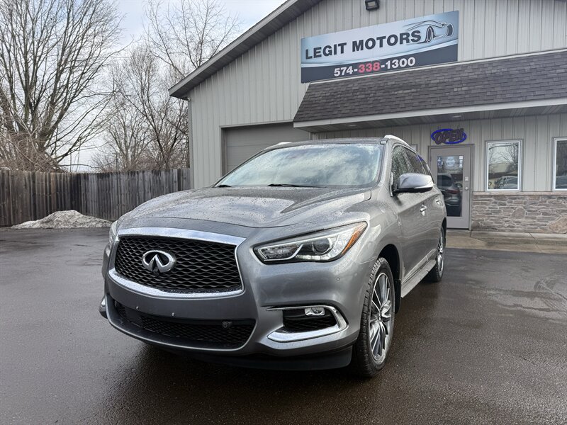 2017 INFINITI QX60 Base