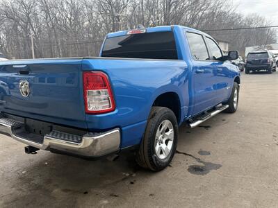 2021 RAM 1500 Big Horn   - Photo 11 - Elkhart, IN 46514