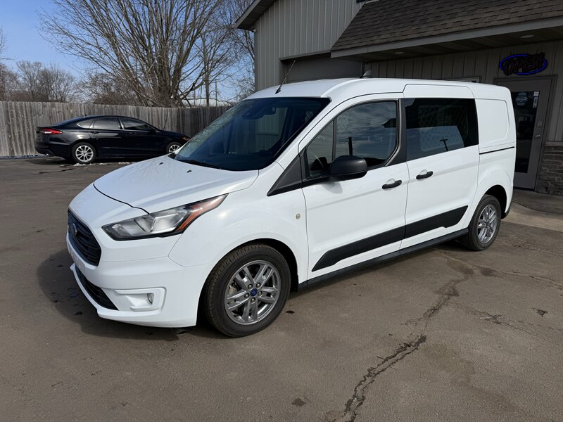 2022 Ford Transit Connect XLT  
