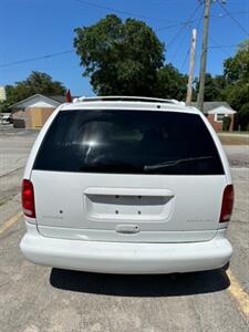 1998 Dodge Caravan SE  Sport - Photo 8 - Jacksonville, FL 32208