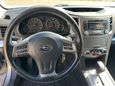 2013 Subaru Outback 2.5i Premium   - Photo 12 - Jacksonville, FL 32211