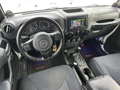 2012 Jeep Wrangler Unlimited Sahara   - Photo 10 - Jacksonville, FL 32208