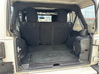 2012 Jeep Wrangler Unlimited Sahara   - Photo 18 - Jacksonville, FL 32208
