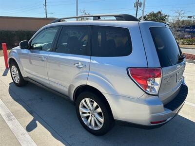 2012 Subaru Forester 2.5X Premium   - Photo 6 - Jacksonville, FL 32208