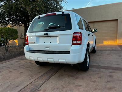 2011 Ford Escape   - Photo 3 - Nogales, AZ 85621