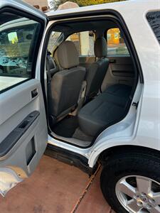 2011 Ford Escape   - Photo 7 - Nogales, AZ 85621