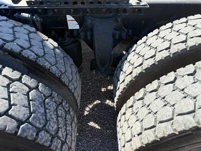 2016 Freightliner Cascadia 1   - Photo 5 - Nogales, AZ 85621