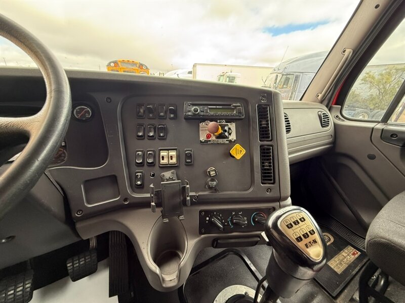 2015 Freightliner M2 112 - Photo 12 - Nogales, AZ 85621