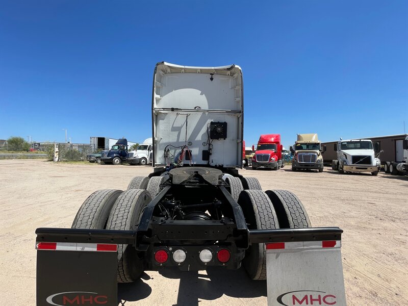 2018 Kenworth T680 - Photo 4 - Nogales, AZ 85621