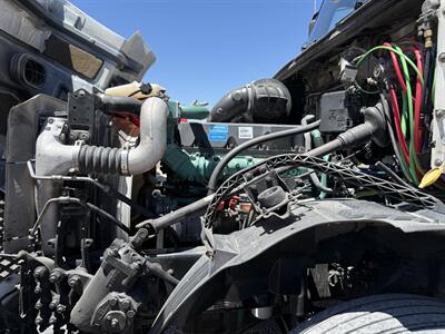 2011 Volvo VNL   - Photo 16 - Nogales, AZ 85621