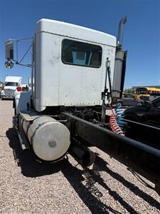 1997 Kenworth T800   - Photo 3 - Nogales, AZ 85621