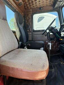 1997 Kenworth T800   - Photo 9 - Nogales, AZ 85621