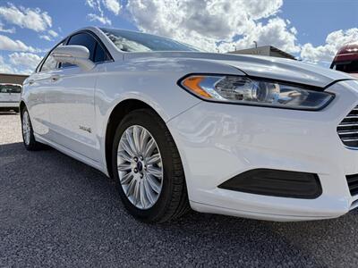 2015 Ford Fusion Hybrid SE - Photo 6 - Nogales, AZ 85621