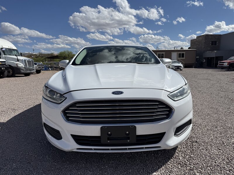 2015 Ford Fusion Hybrid SE - Photo 7 - Nogales, AZ 85621