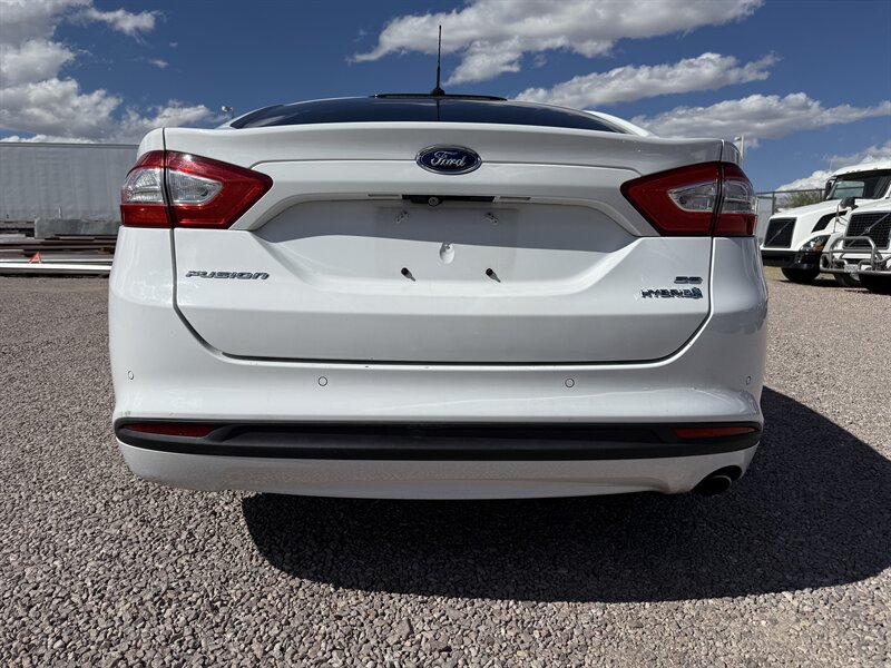 2015 Ford Fusion Hybrid SE - Photo 4 - Nogales, AZ 85621