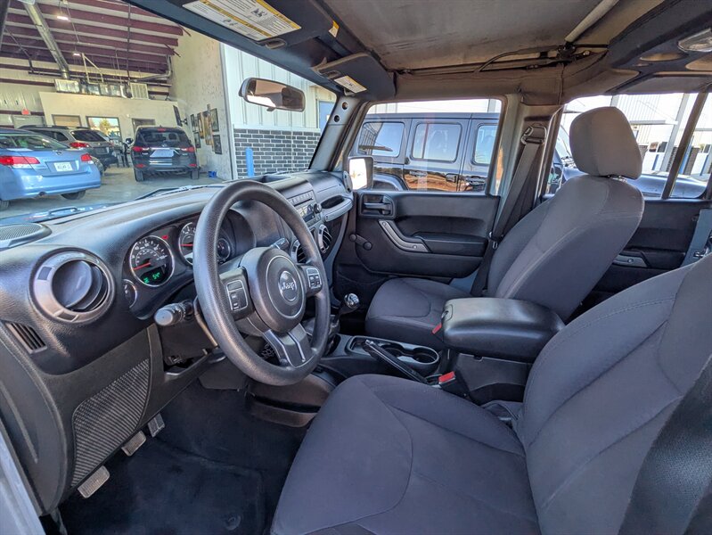 2015 Jeep Wrangler Unlimited Sport - Photo 30 - Edmond, OK 73003