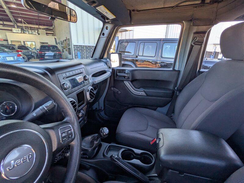 2015 Jeep Wrangler Unlimited Sport - Photo 29 - Edmond, OK 73003