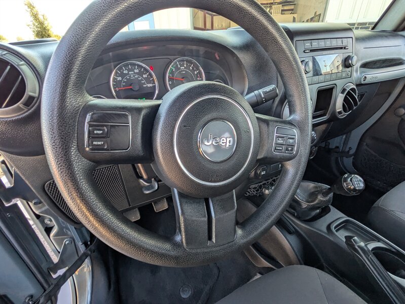 2015 Jeep Wrangler Unlimited Sport - Photo 27 - Edmond, OK 73003