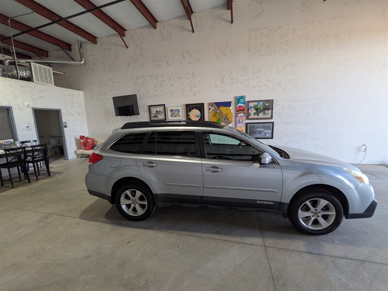 2014 Subaru Outback 2.5i Premium   - Photo 1 - Edmond, OK 73003