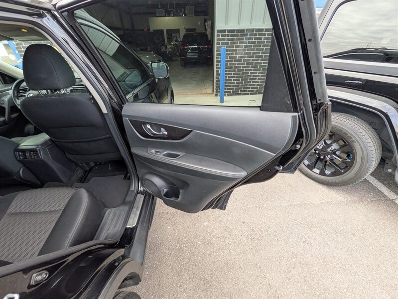 2018 Nissan Rogue S - Photo 14 - Edmond, OK 73003