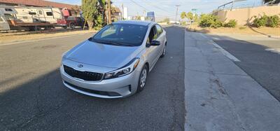 2017 Kia Forte LX - Photo 1 - Riverside, CA 92504