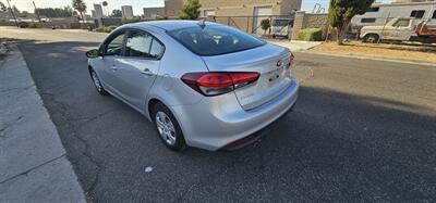 2017 Kia Forte LX - Photo 5 - Riverside, CA 92504