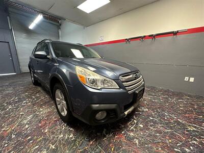 2014 Subaru Outback 3.6R Limited   - Photo 2 - Aurora, CO 80012