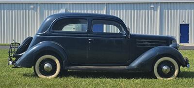 1936 Ford Tudor Deluxe   - Photo 2 - Auburn, IN 46706
